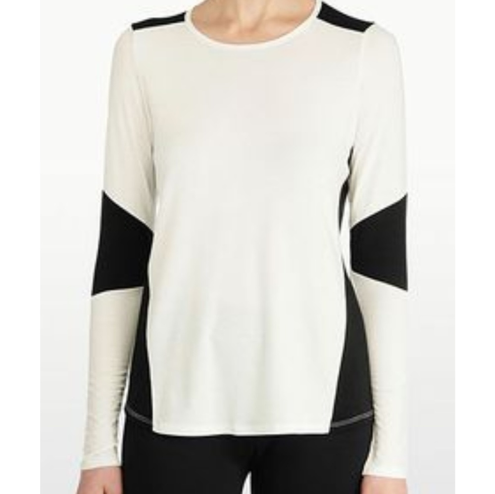 NYDJ Black and Ivory long sleeve top